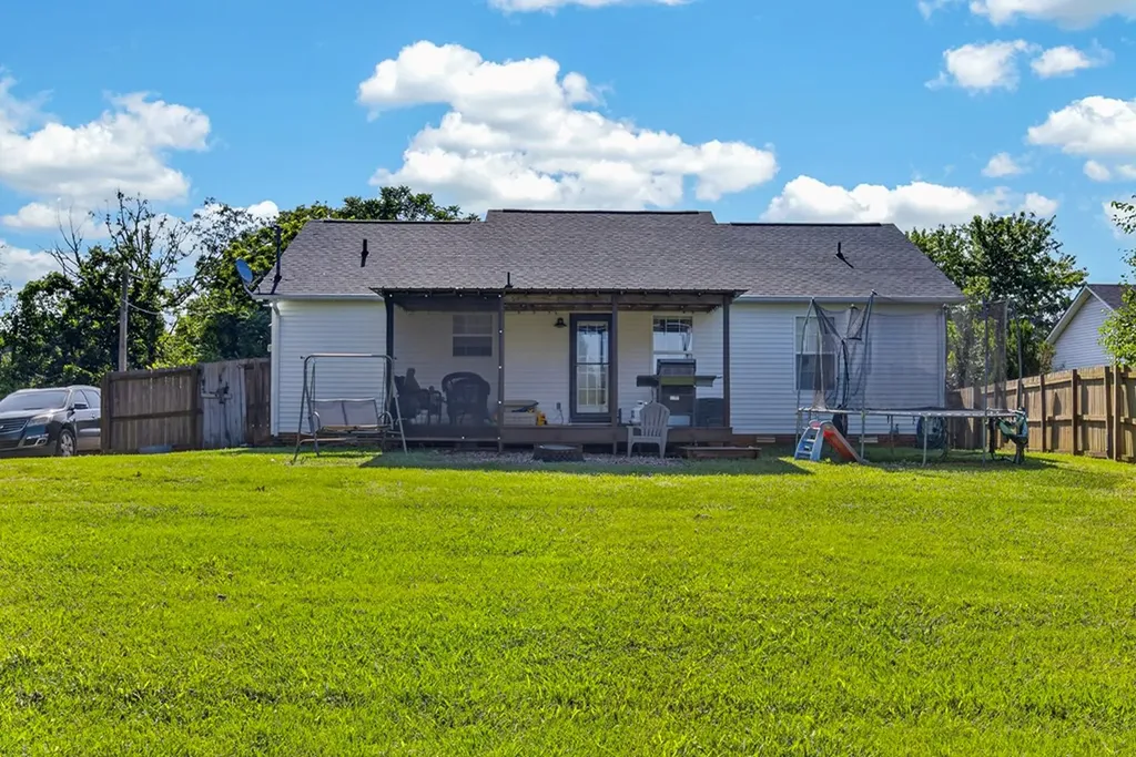 1959 Amber Meadows Road Cookeville TN 38506