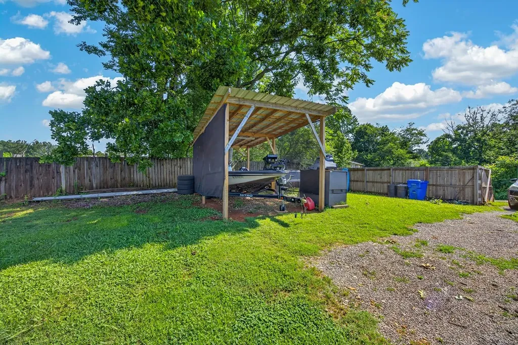 1959 Amber Meadows Road Cookeville TN 38506