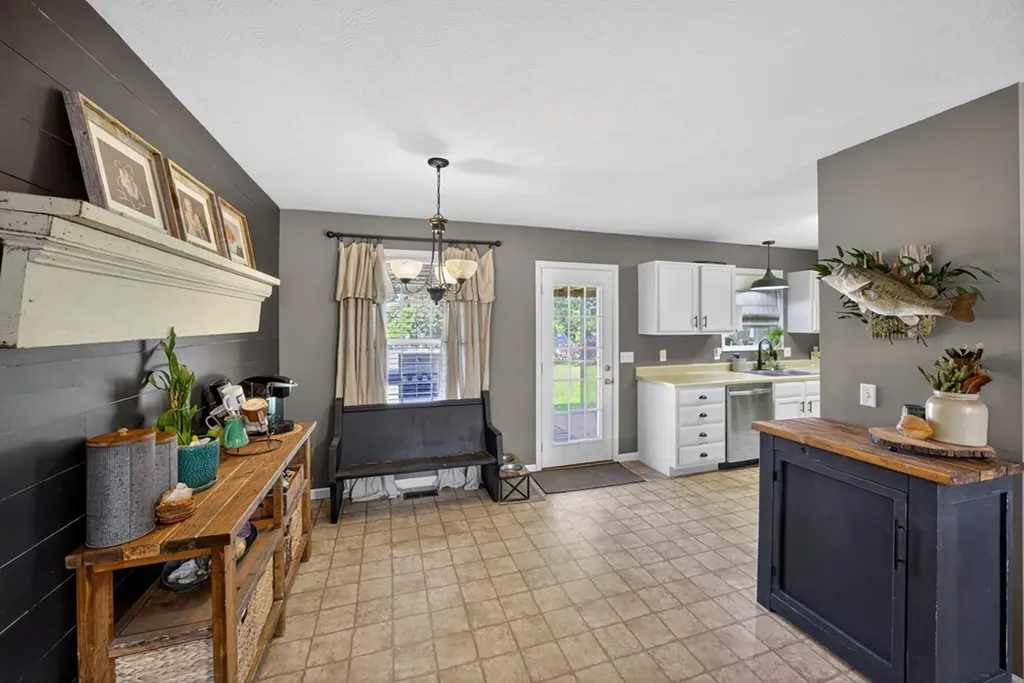 1959 Amber Meadows Road Cookeville TN 38506