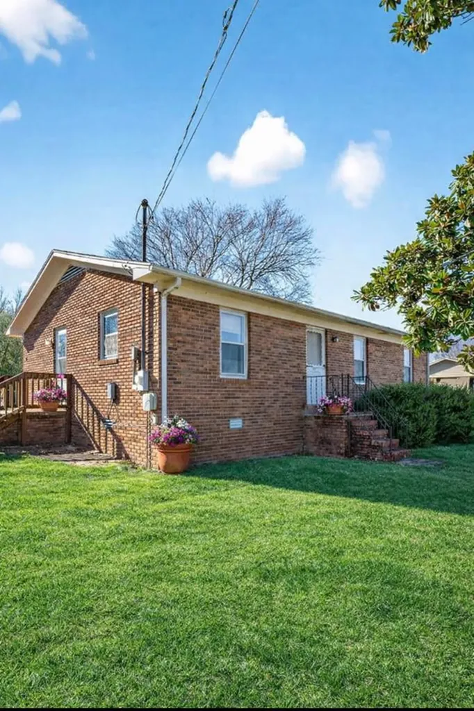 268 Fairview Circle Sparta TN 38583