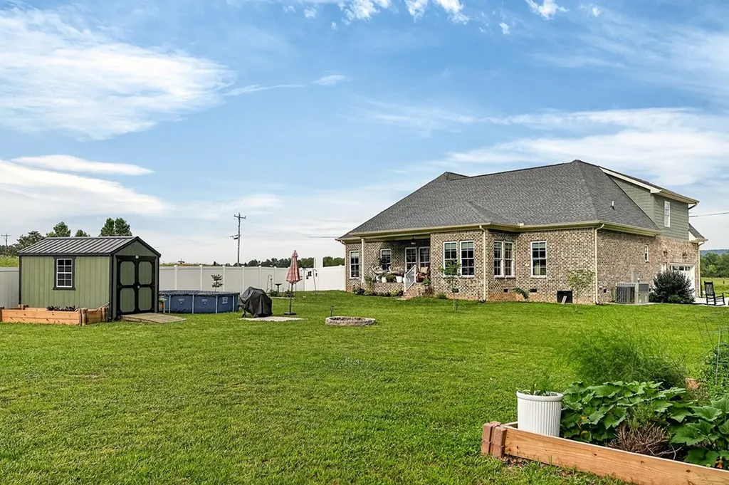 4358 Vervilla Road Morrison TN 37357