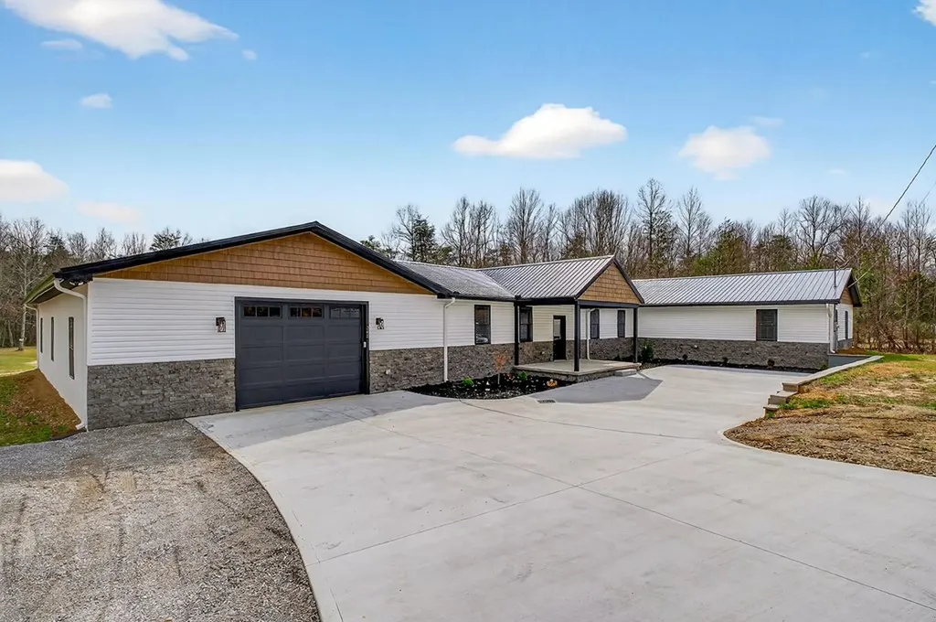 365 Spring Haven Lane Sparta TN 38583