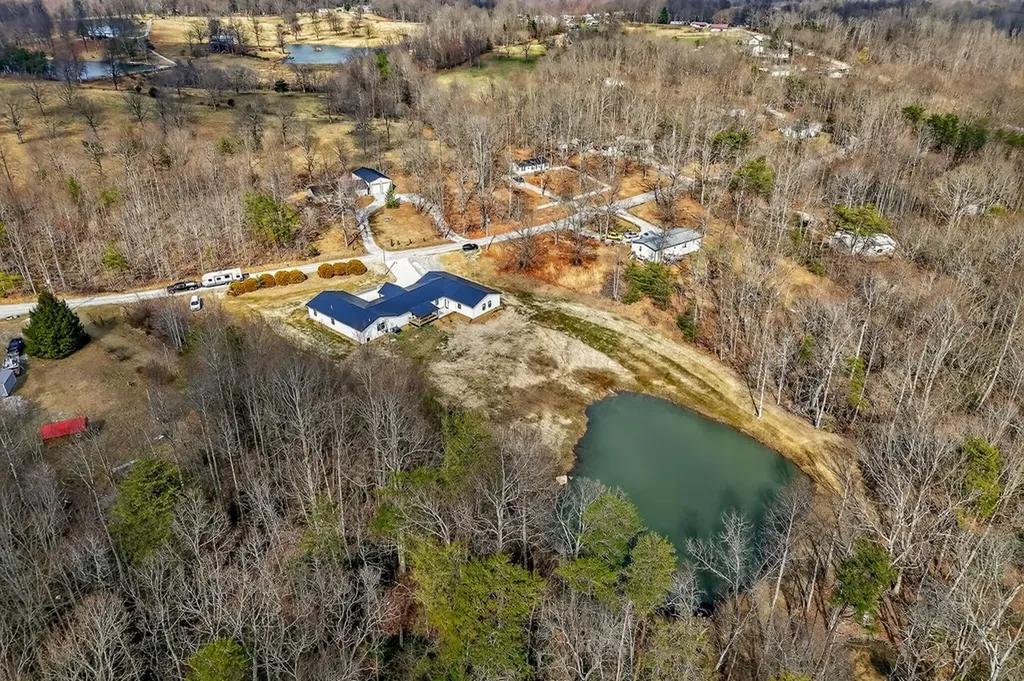 365 Spring Haven Lane Sparta TN 38583