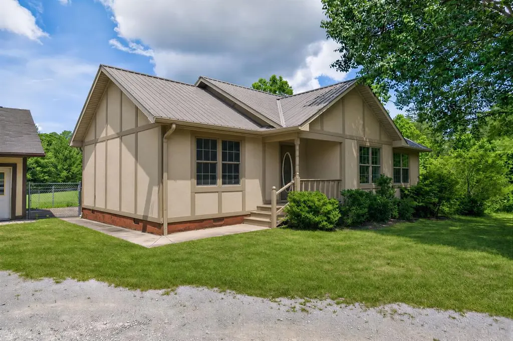 230 Amanda Drive Jamestown TN 38556