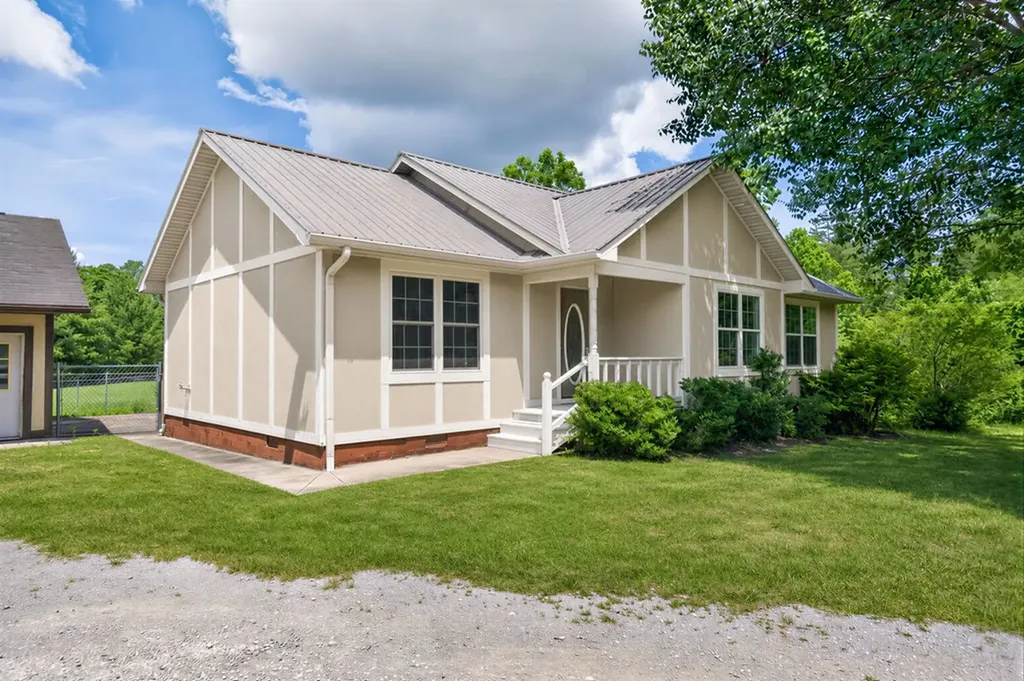 230 Amanda Drive Jamestown TN 38556