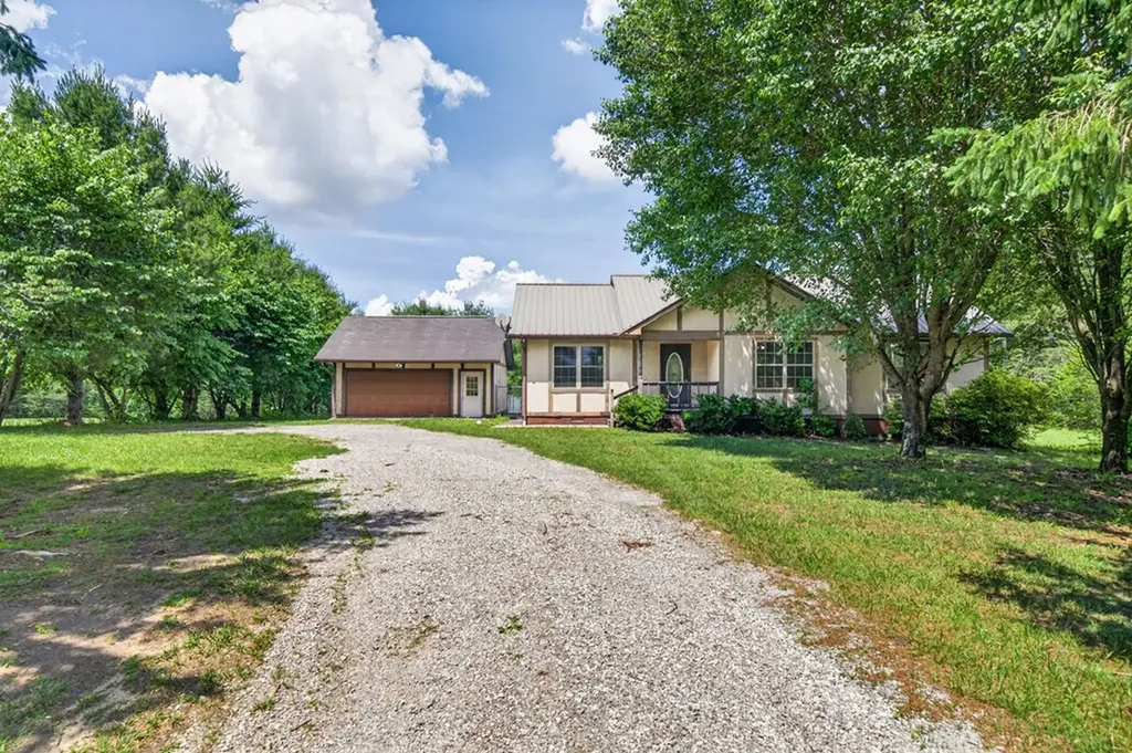 230 Amanda Drive Jamestown TN 38556