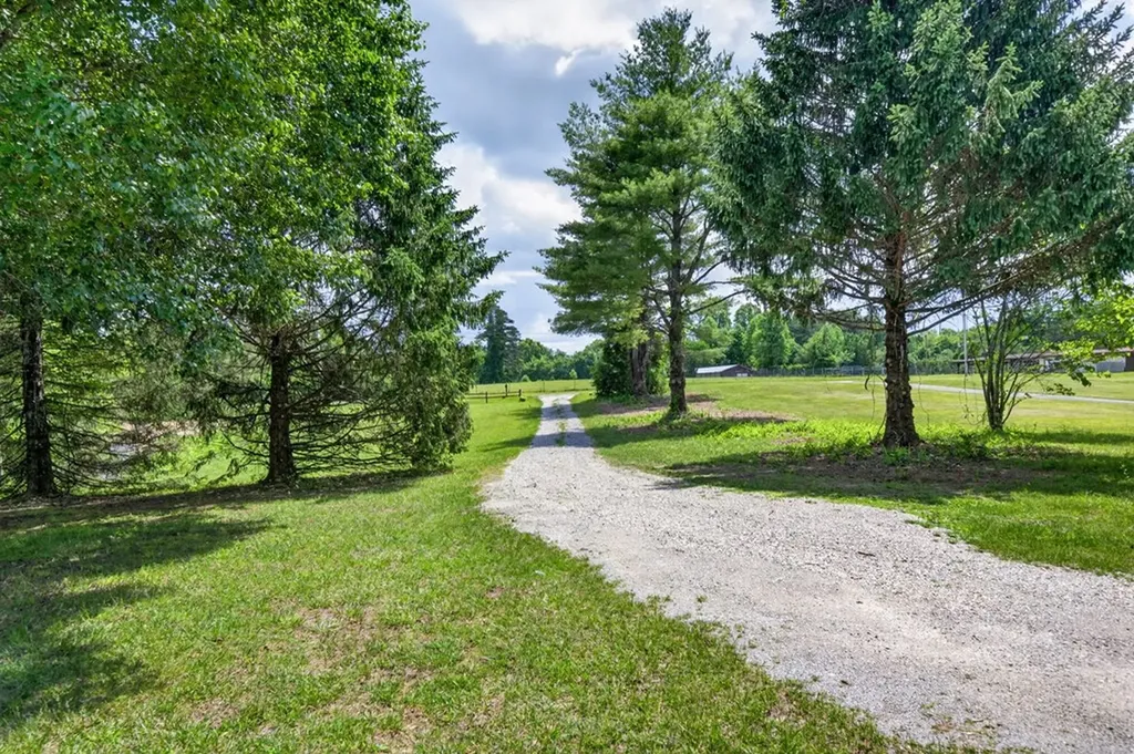 230 Amanda Drive Jamestown TN 38556