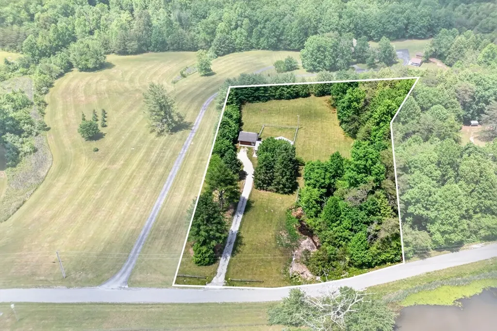 230 Amanda Drive Jamestown TN 38556