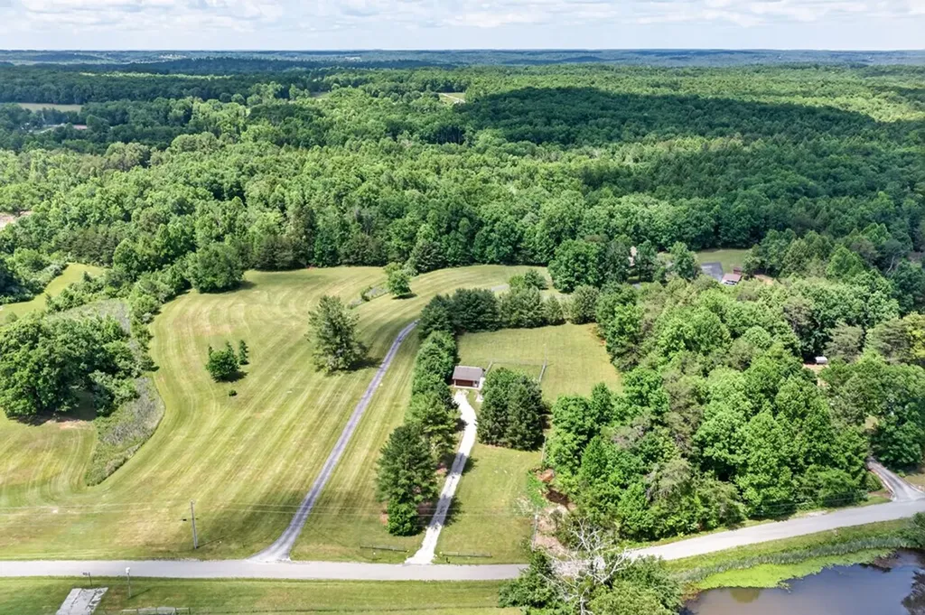 230 Amanda Drive Jamestown TN 38556