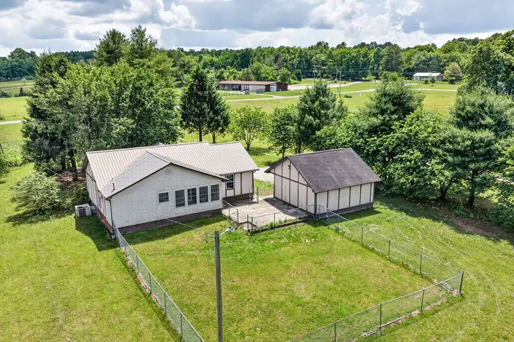 230 Amanda Drive Jamestown TN 38556