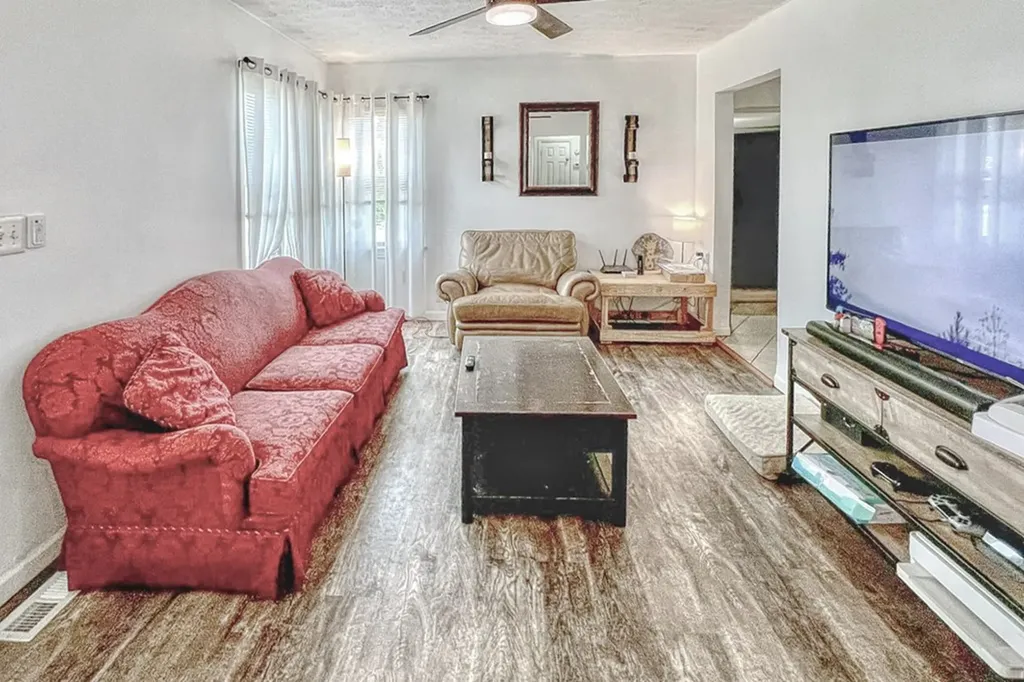 431 Elm Street Baxter TN 38544