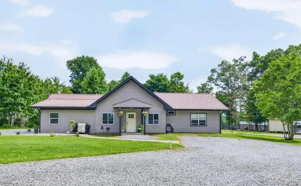16588 Highway 70n Monterey TN 38574