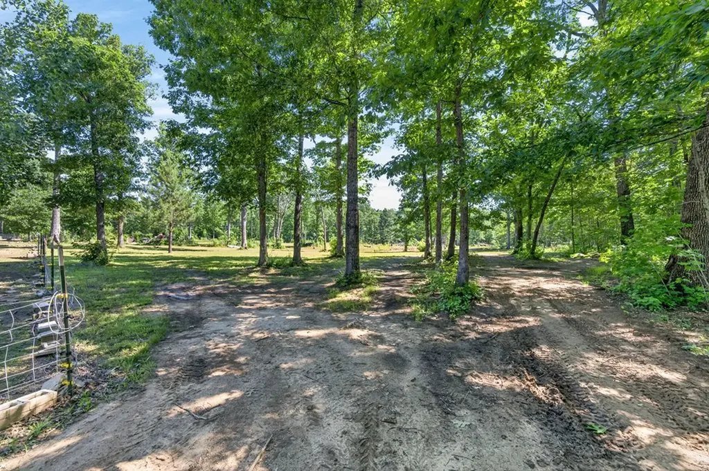 16588 Highway 70n Monterey TN 38574