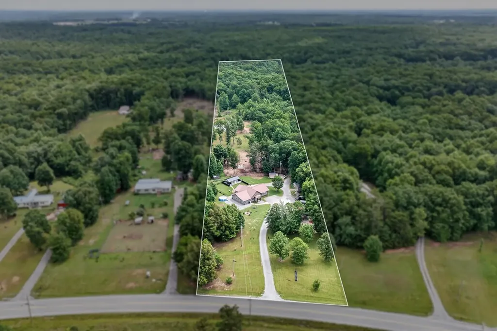 16588 Highway 70n Monterey TN 38574