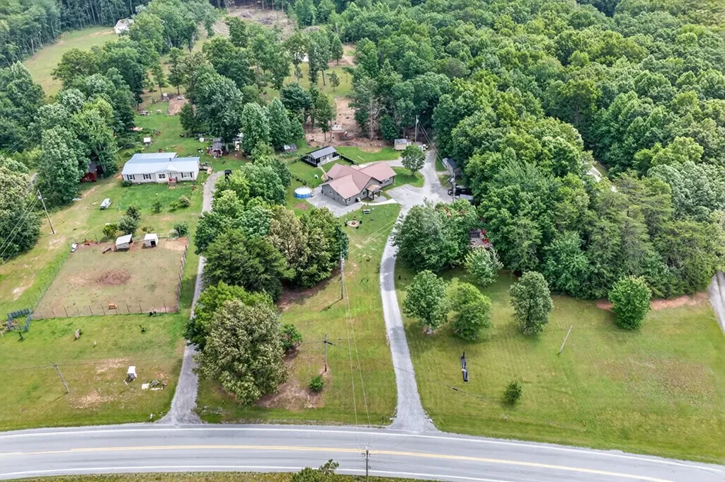 16588 Highway 70n Monterey TN 38574