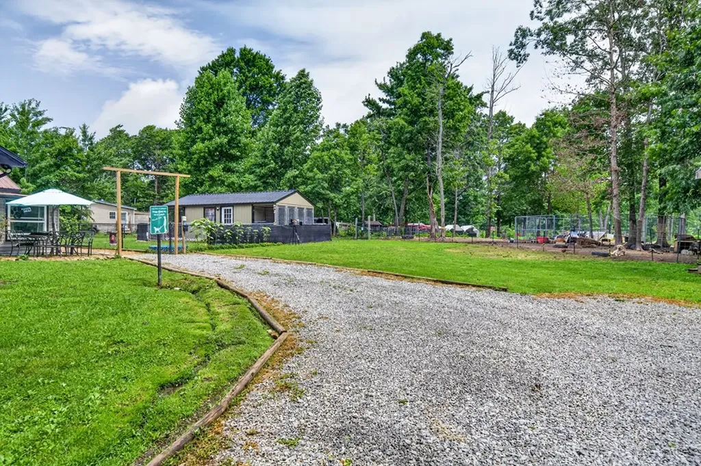 16588 Highway 70n Monterey TN 38574