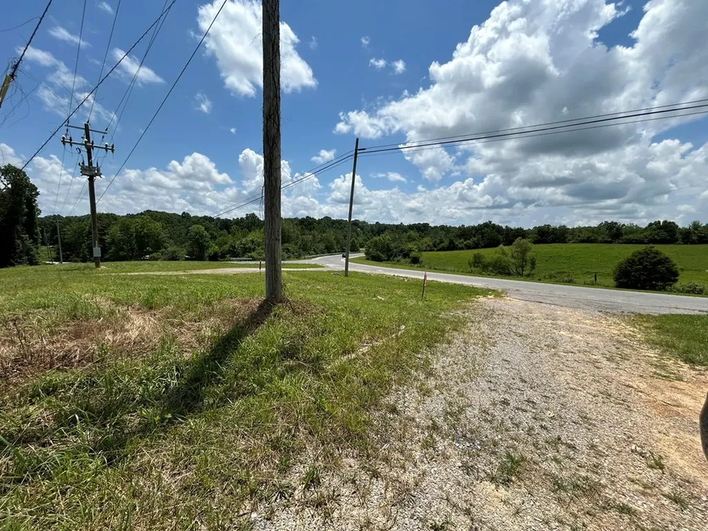 532 White Oak Road Jamestown TN 38556