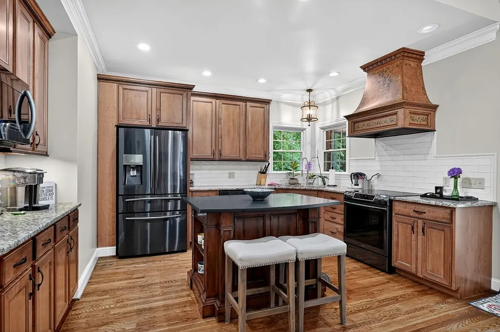 108 Eighteen Grand Place Cookeville TN 38501
