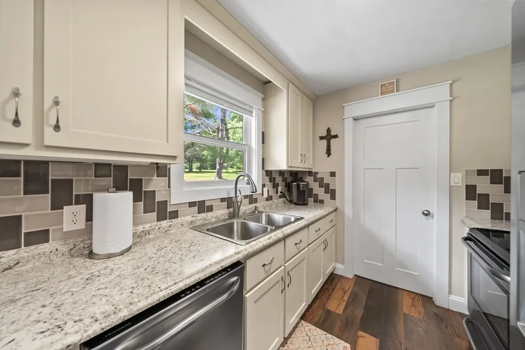 156 Pace Avenue Crossville TN 38555
