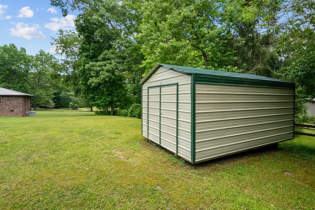 156 Pace Avenue Crossville TN 38555