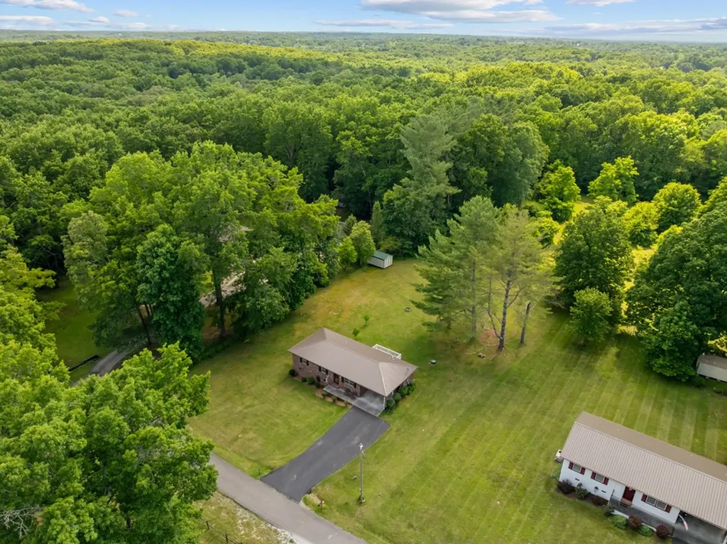 156 Pace Avenue Crossville TN 38555