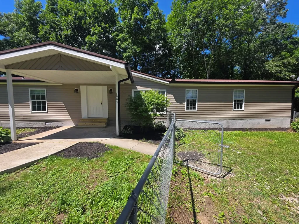 6004 Running Creek Drive Crossville TN 38572