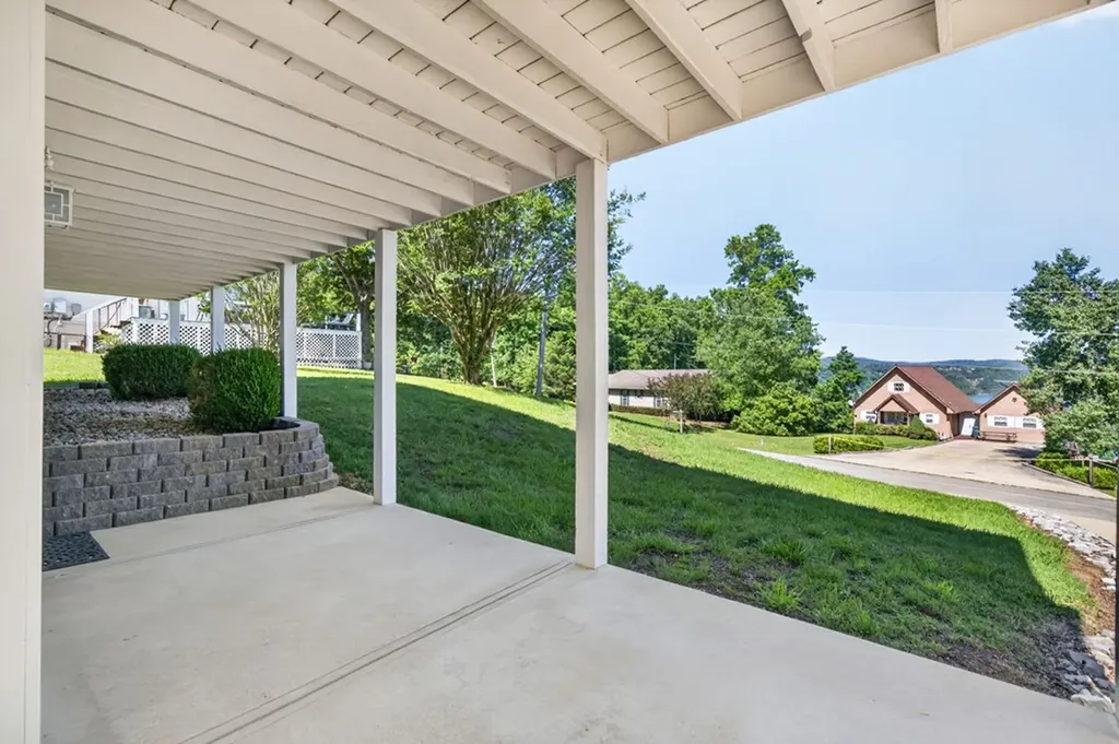312 Cosby Parris Byrdstown TN 38549