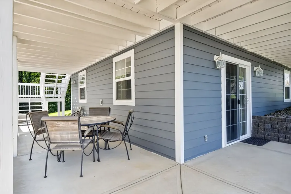 312 Cosby Parris Byrdstown TN 38549