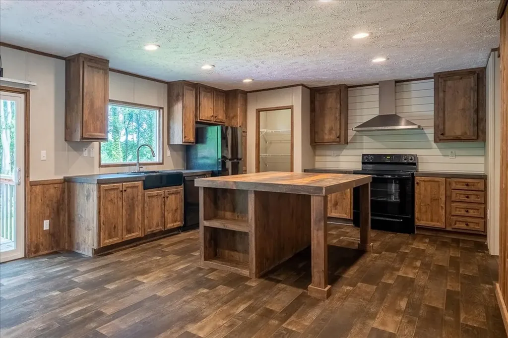 5077 Southpoint Ridge Road Other TN 38461