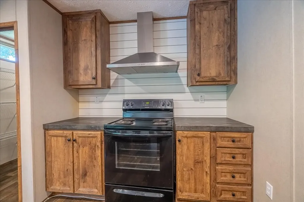 5077 Southpoint Ridge Road Other TN 38461