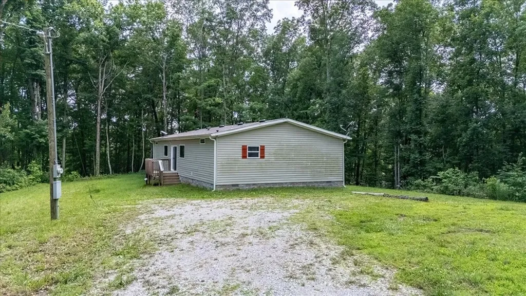 5077 Southpoint Ridge Road Other TN 38461