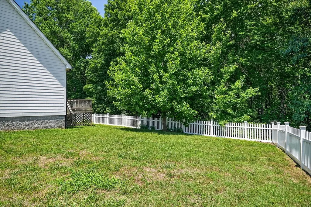 105 Shiloh Lane Smithville TN 37166