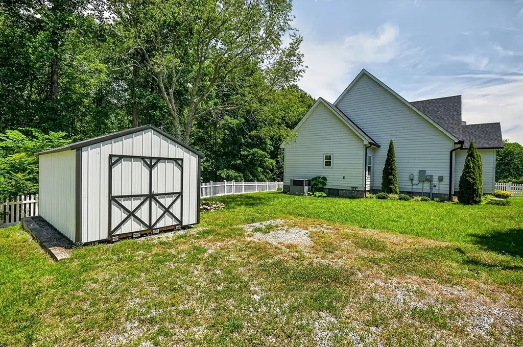 105 Shiloh Lane Smithville TN 37166