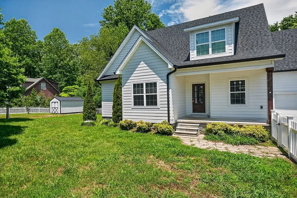 105 Shiloh Lane Smithville TN 37166