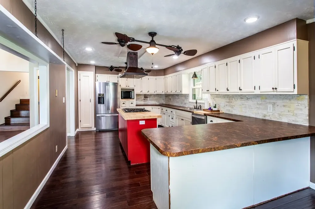 612 Oak Terrace Drive Livingston TN 38570