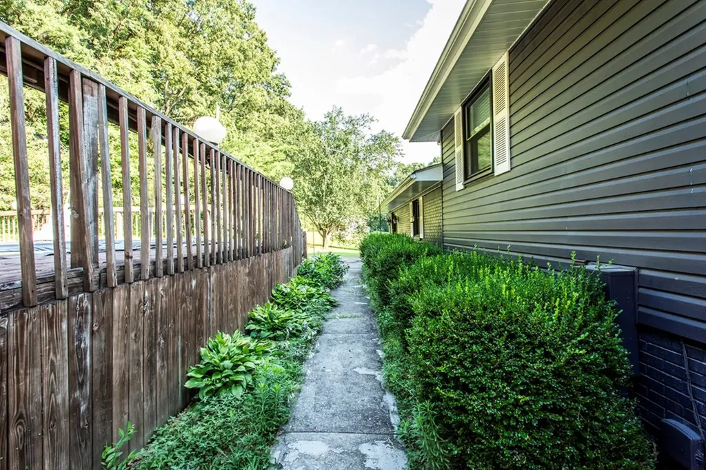 612 Oak Terrace Drive Livingston TN 38570