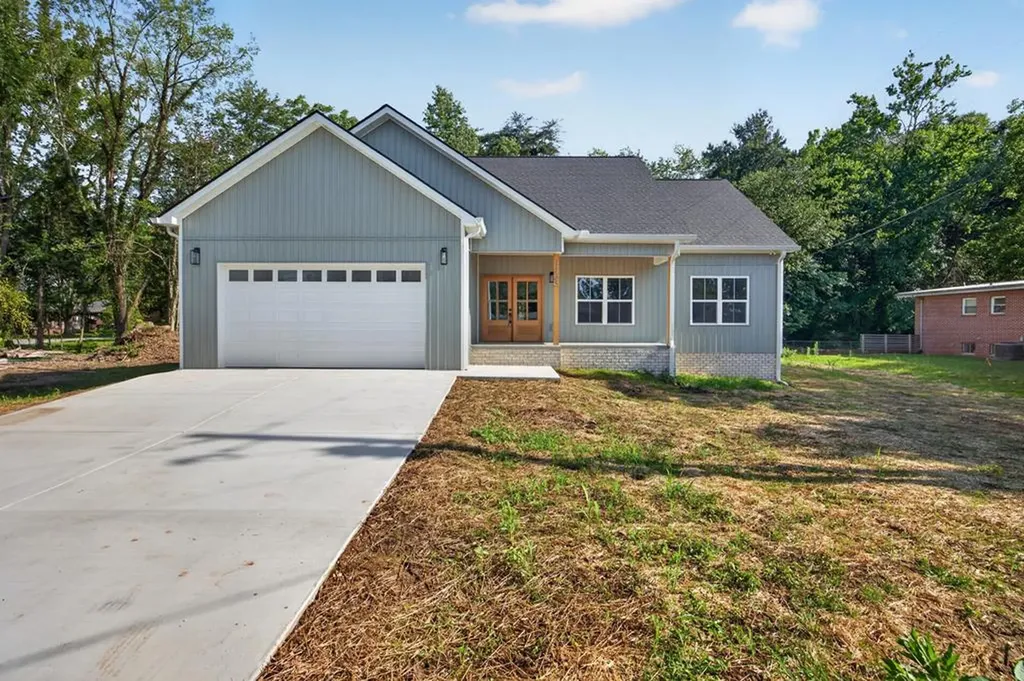 1135 Dowell Street Cookeville TN 38501