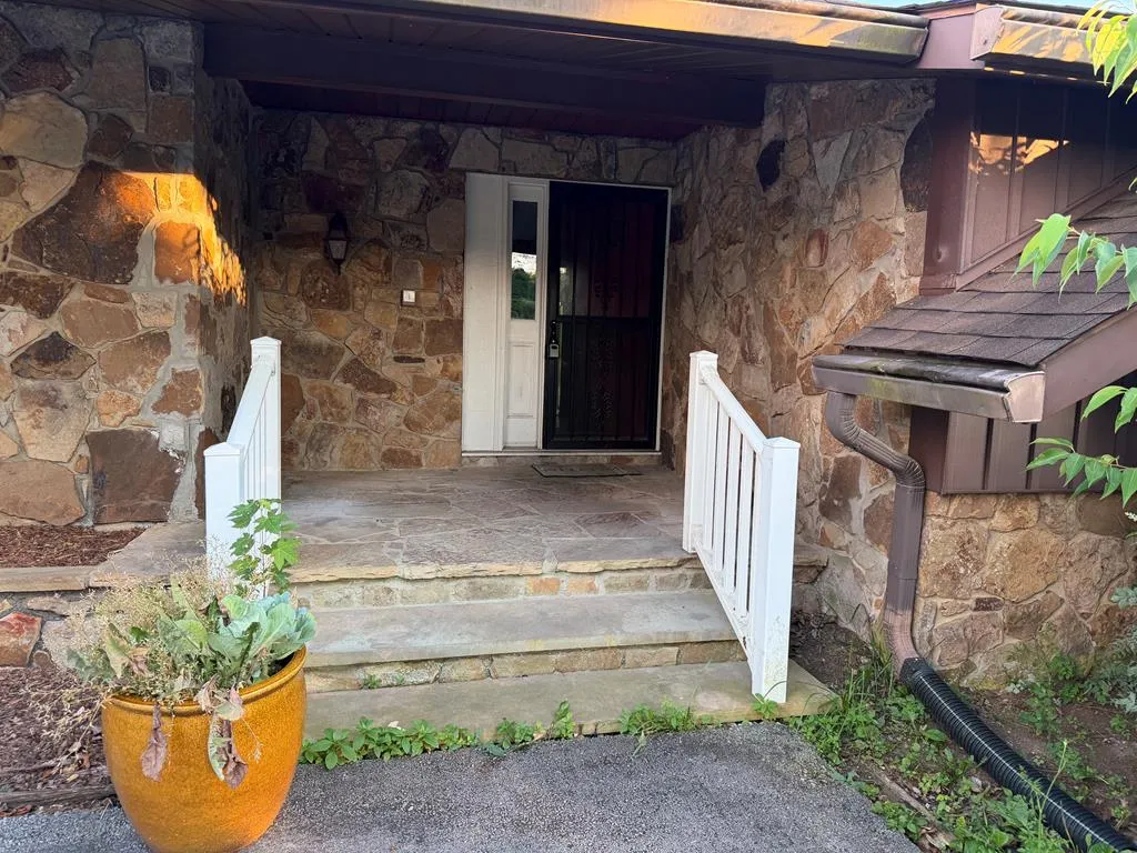 820 Highway 68 Crossville TN 38555