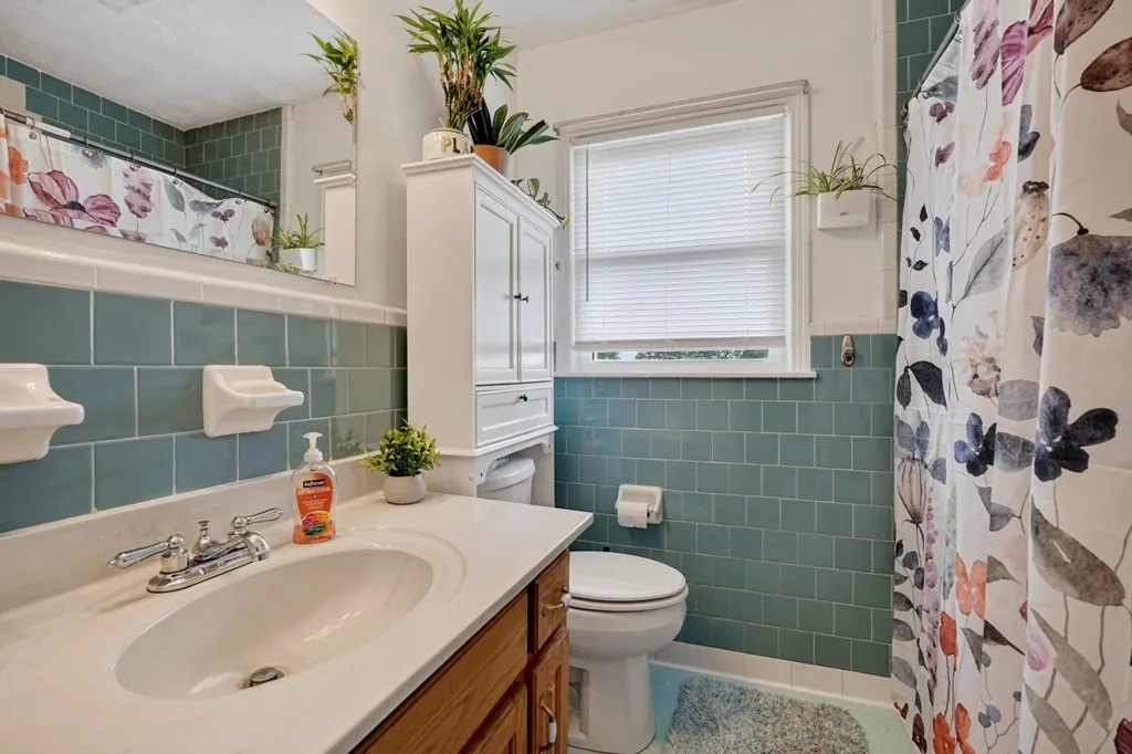 234 Jim Hennessee Road Sparta TN 38583