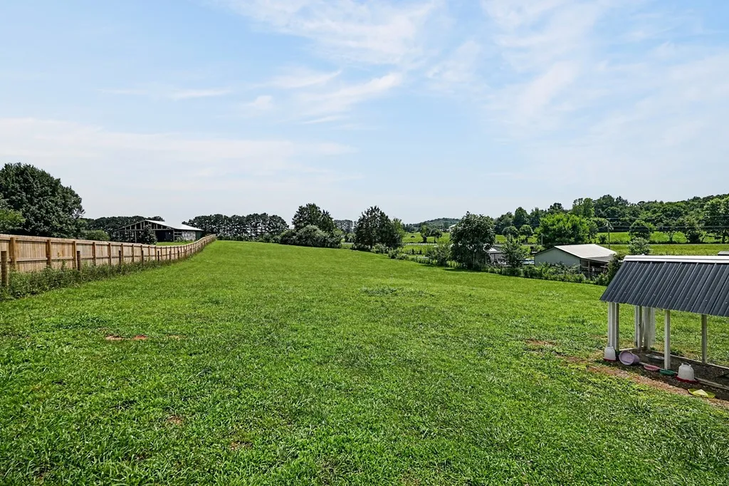 234 Jim Hennessee Road Sparta TN 38583
