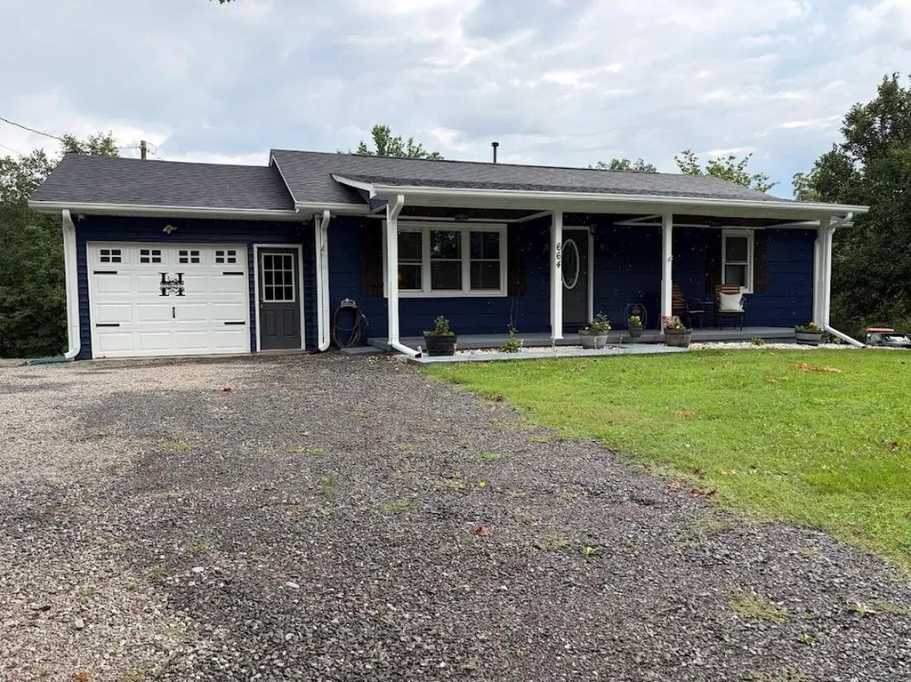 644 1st Avenue S Baxter TN 38544