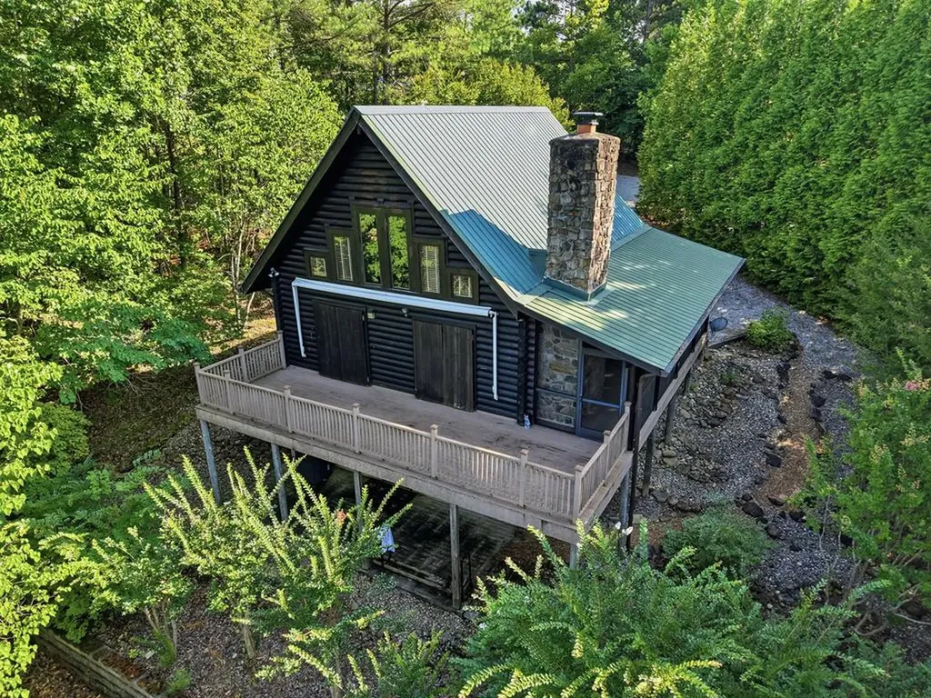 154 Parkview Drive Byrdstown TN 38549