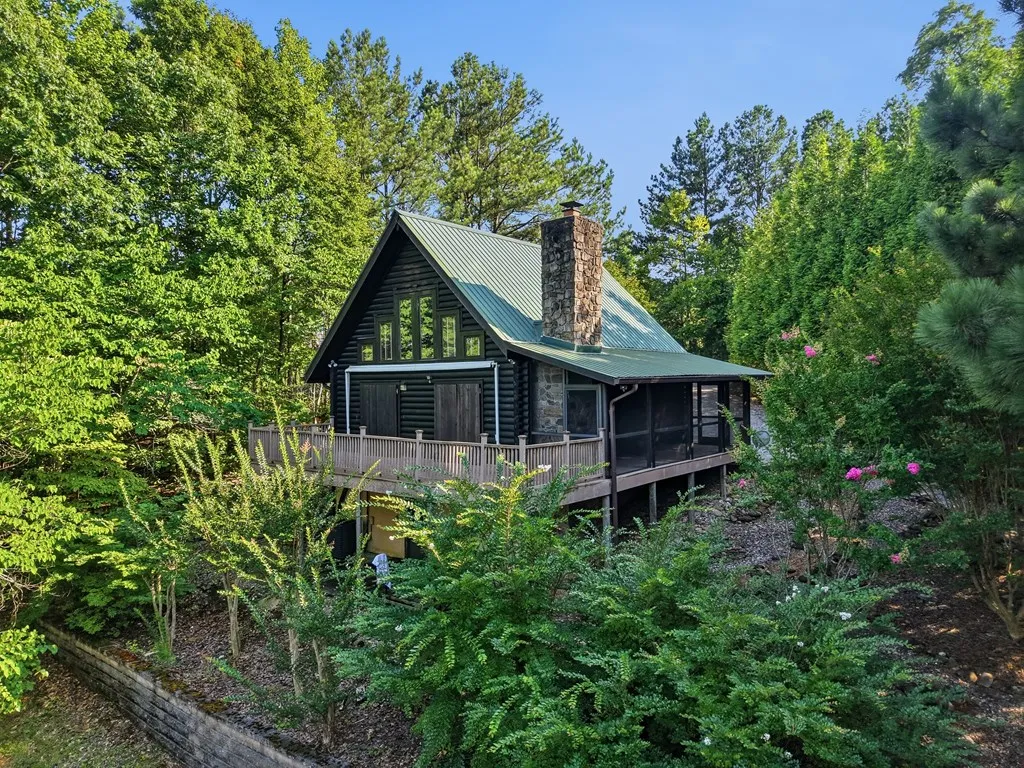 154 Parkview Drive Byrdstown TN 38549