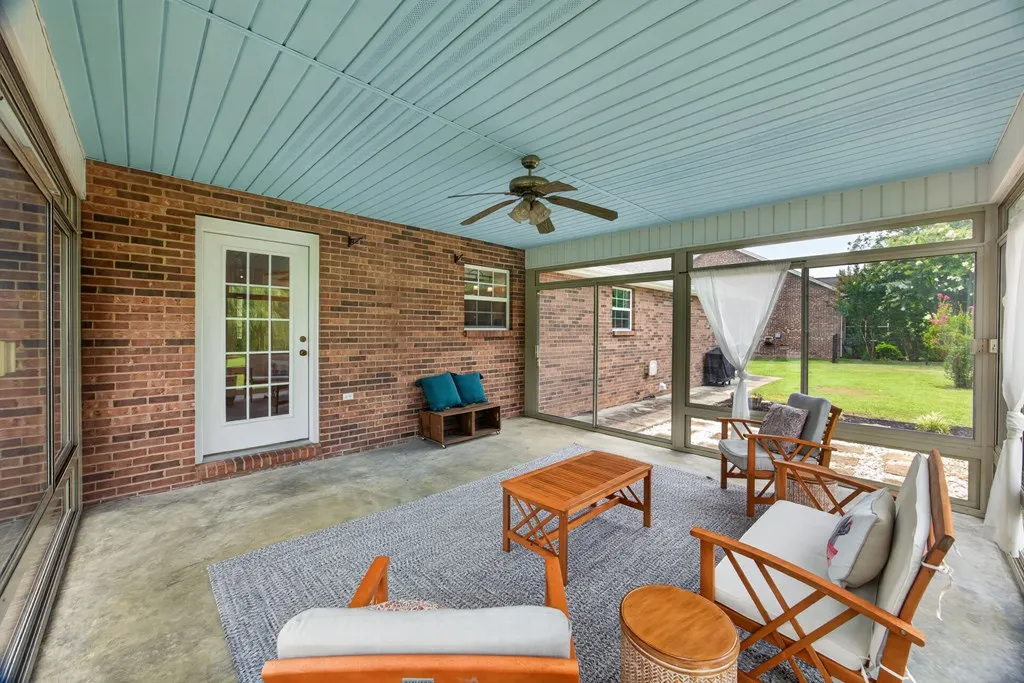 3930 Hilltop Drive Cookeville TN 38506