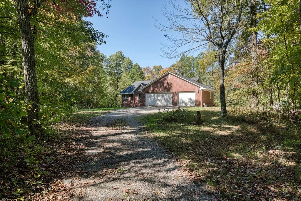 8631 Monterey Highway Monterey TN 38574-3205