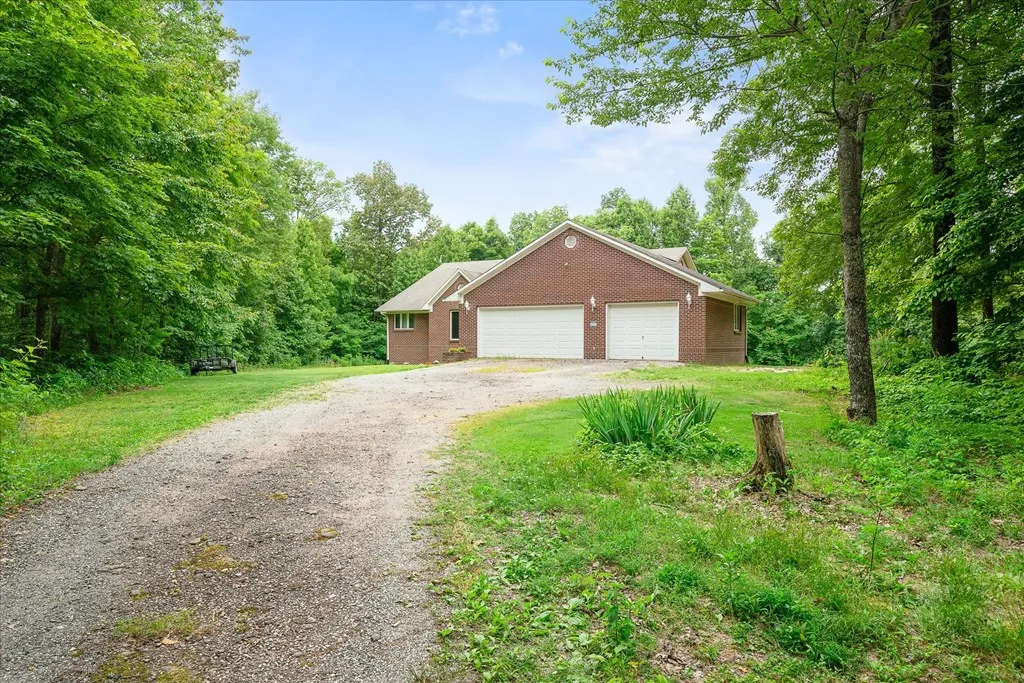 8631 Monterey Highway Monterey TN 38574-3205