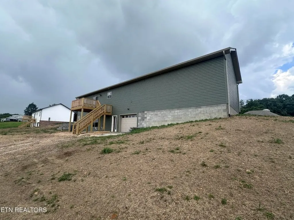 934 Allardt Highway Jamestown TN 38556