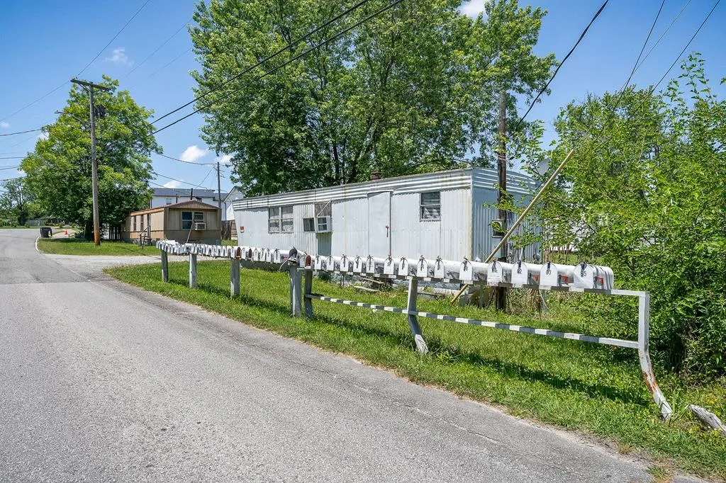 536 E 20th Street Cookeville TN 38501