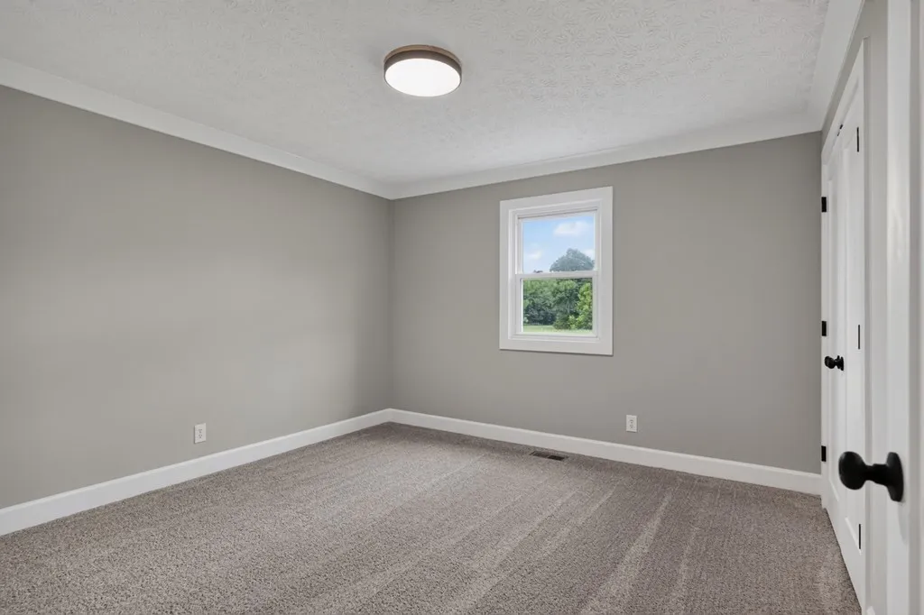 1260 Coconut Ridge Road Smithville TN 37166