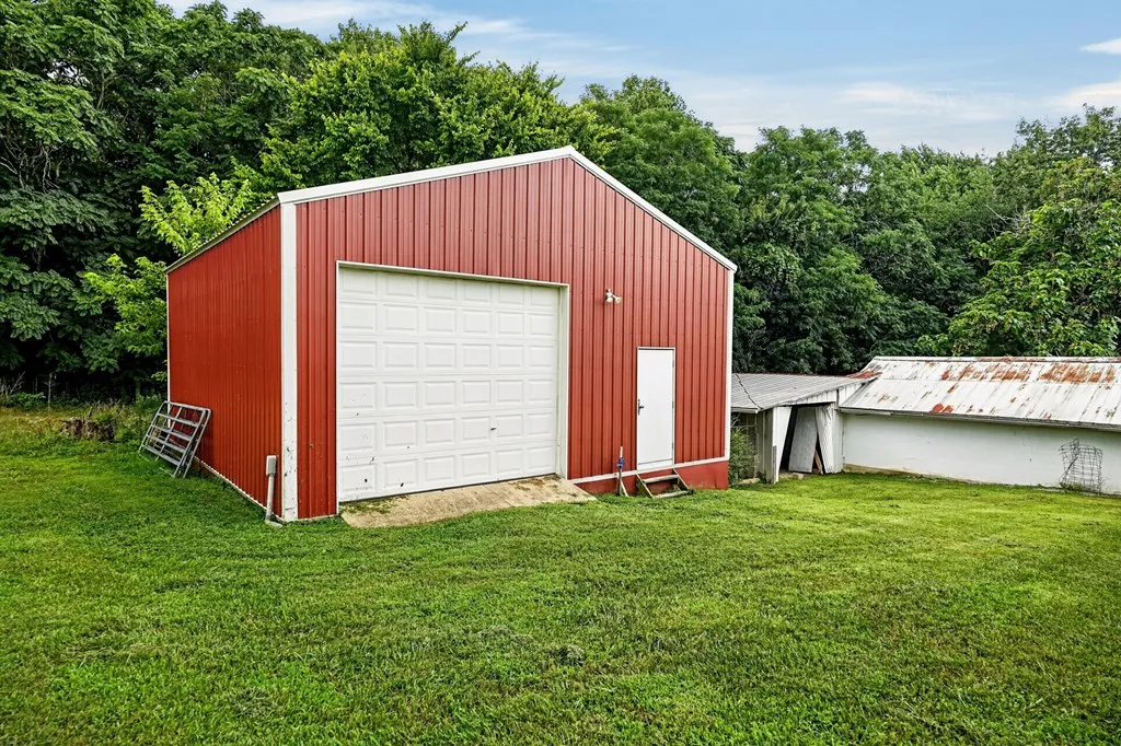 1260 Coconut Ridge Road Smithville TN 37166